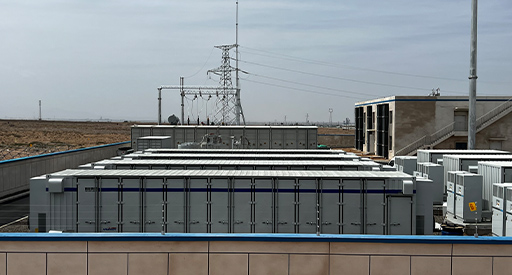 Centrale elettrica di accumulo di energia da 20 MW/40 MWh
        